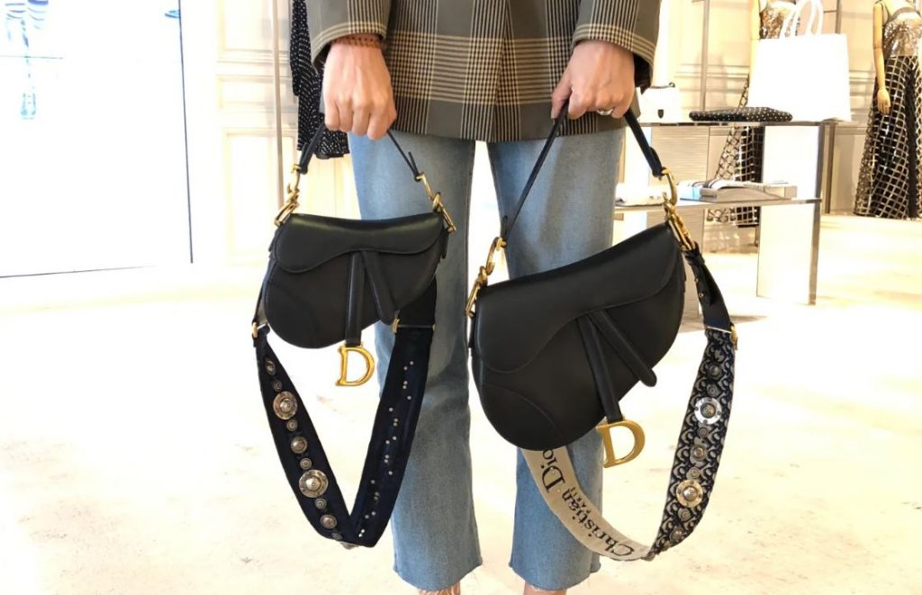 Does The Dior Saddle Come With A Strap?